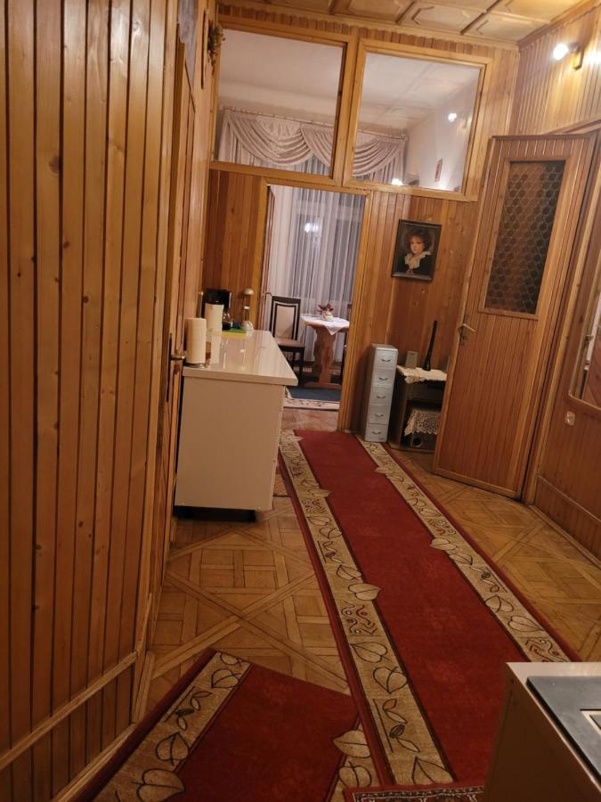 Pokoje Goscinne Victoria Krakow Bagian luar foto